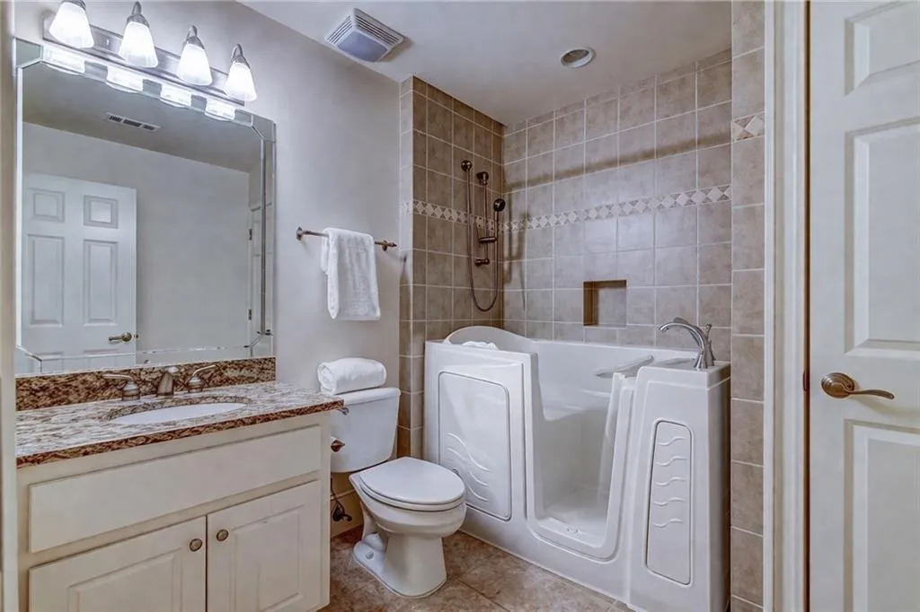3870 Powers Ferry Road Nw, Atlanta, Georgia 30342, 5 Bedrooms Bedrooms, 0 ,5 BathroomsBathrooms,Residential,For Sale,3870 Powers Ferry Road Nw,7745803
