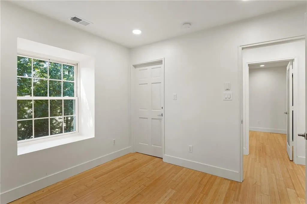 1261 Lavista Road Unit C3, Atlanta, Georgia 30324, 3 Bedrooms Bedrooms, ,2 BathroomsBathrooms,Residential,For Sale,1261 Lavista Road Unit C3,7652487