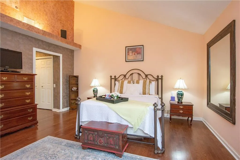 38 Waterford Court, Sandy Springs, Georgia 30328, 2 Bedrooms Bedrooms, ,2 BathroomsBathrooms,Residential,Sold,38 Waterford Court,6090843