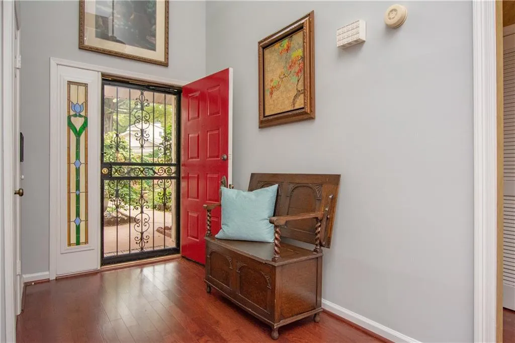38 Waterford Court, Sandy Springs, Georgia 30328, 2 Bedrooms Bedrooms, ,2 BathroomsBathrooms,Residential,Sold,38 Waterford Court,6090843