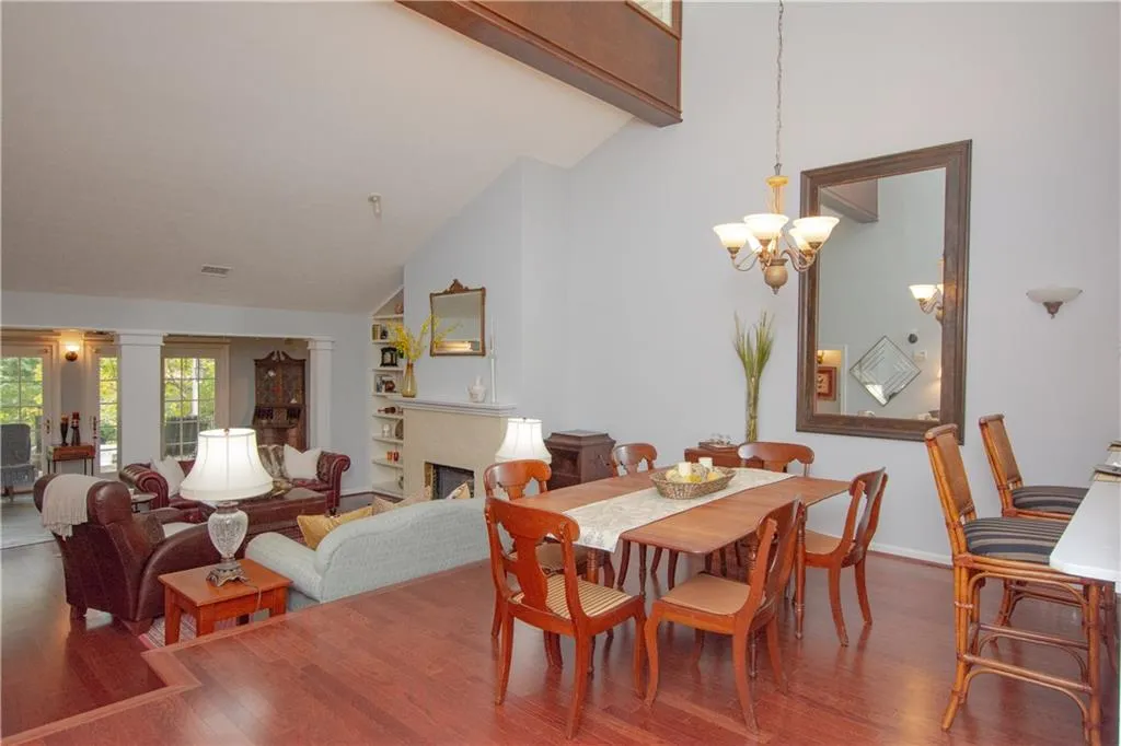 38 Waterford Court, Sandy Springs, Georgia 30328, 2 Bedrooms Bedrooms, ,2 BathroomsBathrooms,Residential,Sold,38 Waterford Court,6090843