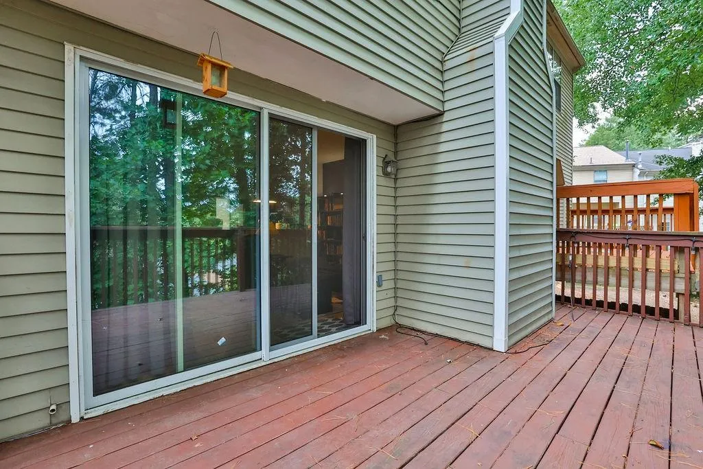1202 Wedgewood Court, Sandy Springs, Georgia 30350, 3 Bedrooms Bedrooms, ,3 BathroomsBathrooms,Residential,Sold,1202 Wedgewood Court,7261601