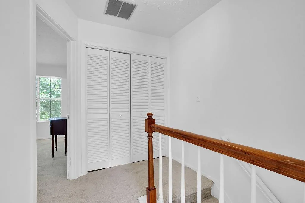 1202 Wedgewood Court, Sandy Springs, Georgia 30350, 3 Bedrooms Bedrooms, ,3 BathroomsBathrooms,Residential,Sold,1202 Wedgewood Court,7261601