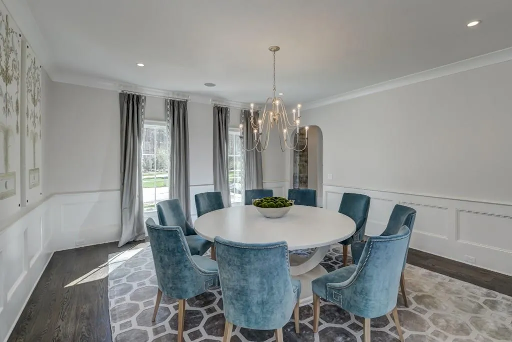 6035 Winterthur Drive, Sandy Springs, Georgia 30328, 5 Bedrooms Bedrooms, ,7 BathroomsBathrooms,Residential,Sold,6035 Winterthur Drive,5798672