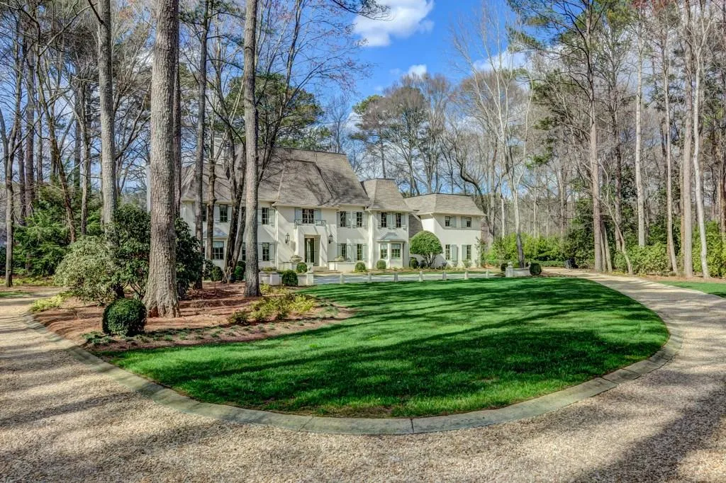 6035 Winterthur Drive, Sandy Springs, Georgia 30328, 5 Bedrooms Bedrooms, ,7 BathroomsBathrooms,Residential,Sold,6035 Winterthur Drive,5798672