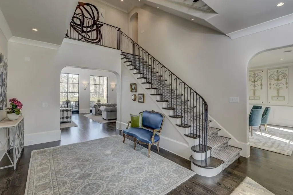 6035 Winterthur Drive, Sandy Springs, Georgia 30328, 5 Bedrooms Bedrooms, ,7 BathroomsBathrooms,Residential,Sold,6035 Winterthur Drive,5798672