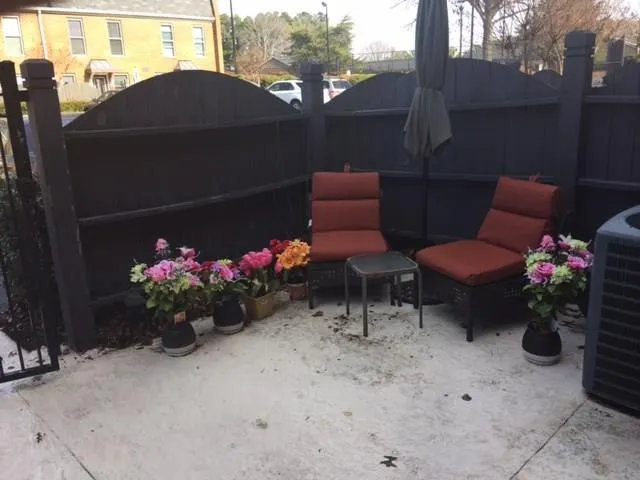 165 North River Drive Unit B, Sandy Springs, Georgia 30350, 2 Bedrooms Bedrooms, ,2 BathroomsBathrooms,Residential,Sold,165 North River Drive Unit B,5786691