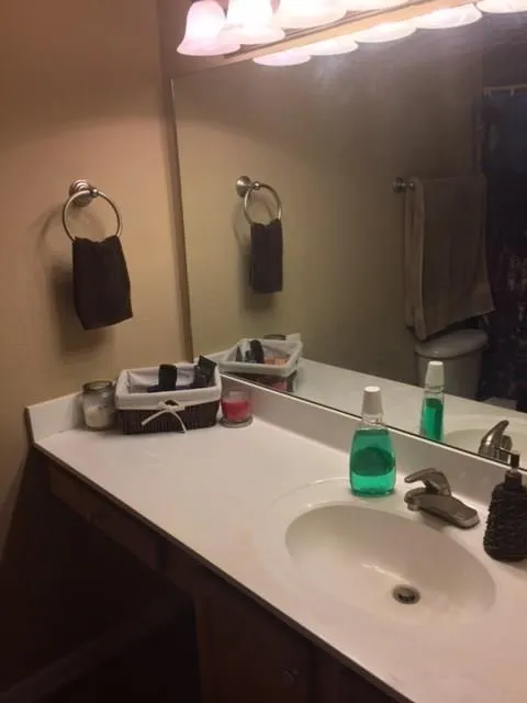 165 North River Drive Unit B, Sandy Springs, Georgia 30350, 2 Bedrooms Bedrooms, ,2 BathroomsBathrooms,Residential,Sold,165 North River Drive Unit B,5786691