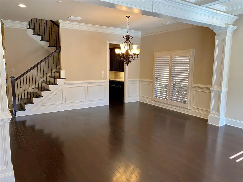 484 Glenmanor Court, Atlanta, Georgia 30328, 5 Bedrooms Bedrooms, ,4 BathroomsBathrooms,Residential,Sold,484 Glenmanor Court,6662339