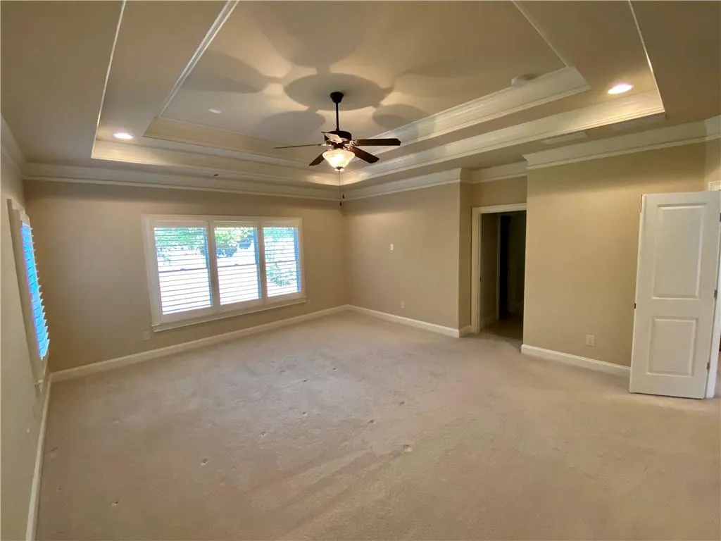 484 Glenmanor Court, Atlanta, Georgia 30328, 5 Bedrooms Bedrooms, ,4 BathroomsBathrooms,Residential,Sold,484 Glenmanor Court,6662339