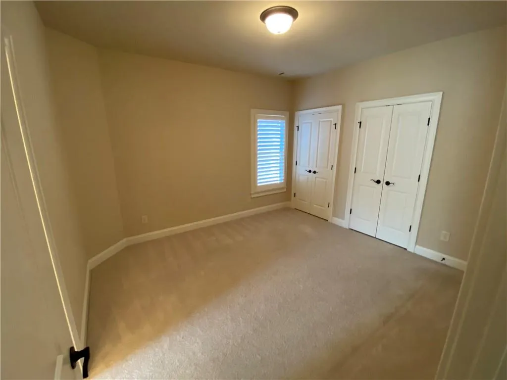 484 Glenmanor Court, Atlanta, Georgia 30328, 5 Bedrooms Bedrooms, ,4 BathroomsBathrooms,Residential,Sold,484 Glenmanor Court,6662339