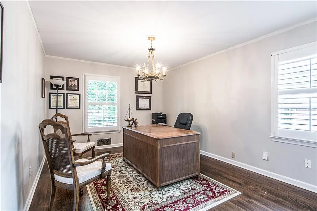 568 Timberland Drive, Atlanta, Georgia 30342, 4 Bedrooms Bedrooms, ,3 BathroomsBathrooms,Residential,Sold,568 Timberland Drive,5860110