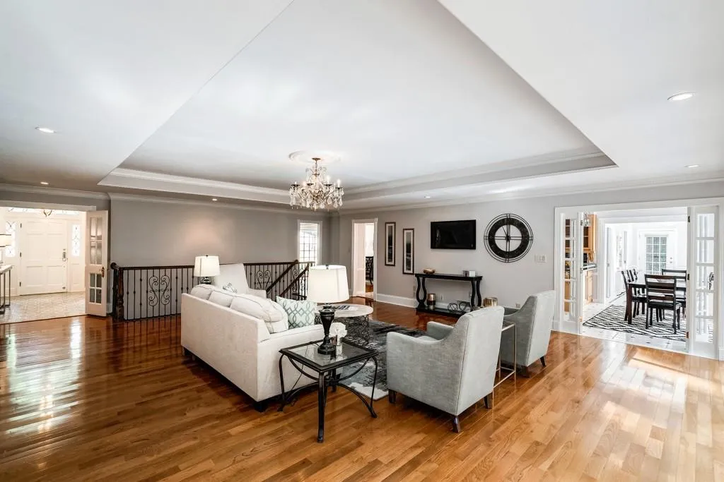 620 River Valley Road, Sandy Springs, Georgia 30328, 4 Bedrooms Bedrooms, ,5 BathroomsBathrooms,Residential,Sold,620 River Valley Road,6629984