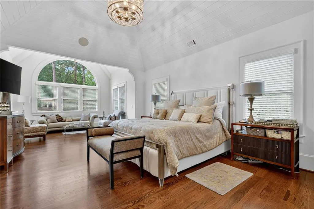 976 Ferncliff Road Ne, Atlanta, Georgia 30324, 6 Bedrooms Bedrooms, ,6 BathroomsBathrooms,Residential,For Sale,976 Ferncliff Road Ne,7659264