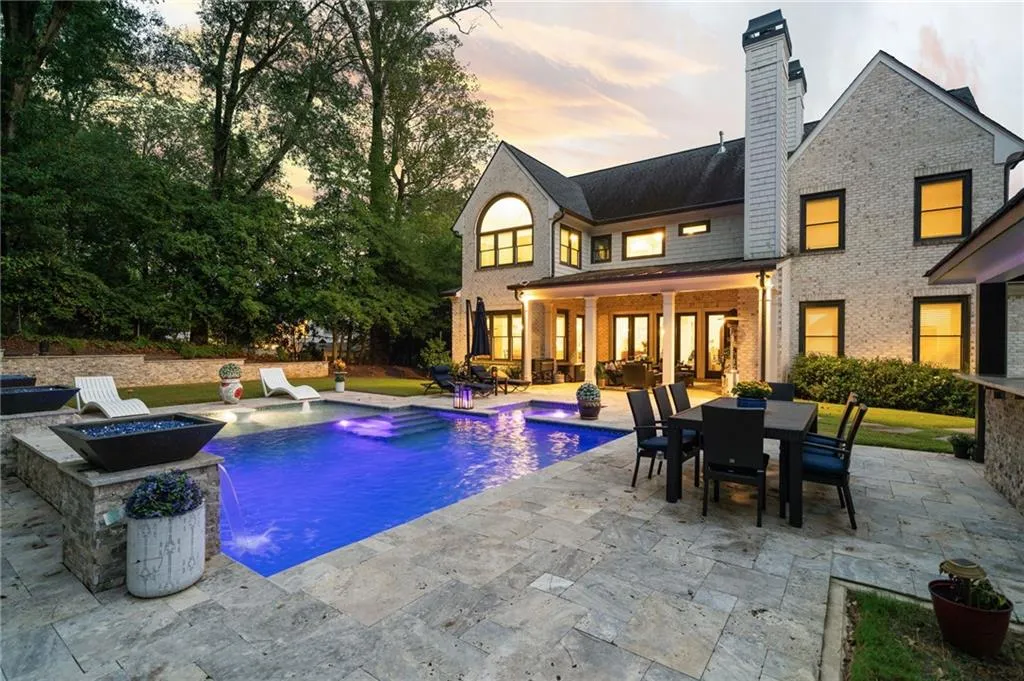 976 Ferncliff Road Ne, Atlanta, Georgia 30324, 6 Bedrooms Bedrooms, ,6 BathroomsBathrooms,Residential,For Sale,976 Ferncliff Road Ne,7659264