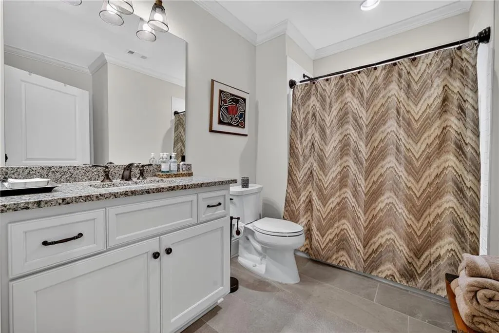 976 Ferncliff Road Ne, Atlanta, Georgia 30324, 6 Bedrooms Bedrooms, ,6 BathroomsBathrooms,Residential,For Sale,976 Ferncliff Road Ne,7659264