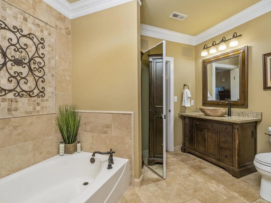 799 Hammond Drive Unit 305, Atlanta, Georgia 30328, 1 Bedroom Bedrooms, ,1 BathroomBathrooms,Residential,Sold,799 Hammond Drive Unit 305,6615420