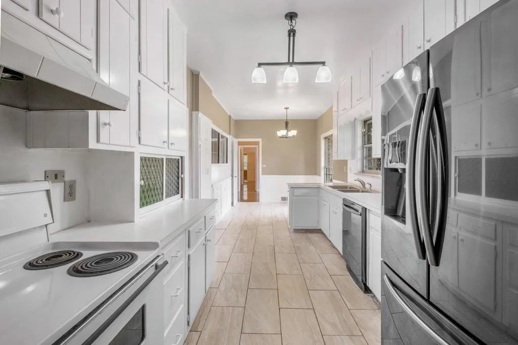 757 Old Ivy Road Ne, Atlanta, Georgia 30342, 4 Bedrooms Bedrooms, ,3 BathroomsBathrooms,Residential,For Sale,757 Old Ivy Road Ne,7695363