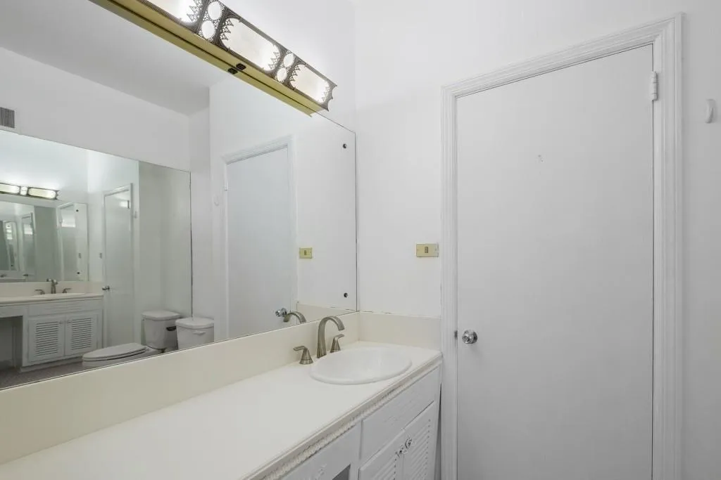 757 Old Ivy Road Ne, Atlanta, Georgia 30342, 4 Bedrooms Bedrooms, ,3 BathroomsBathrooms,Residential,For Sale,757 Old Ivy Road Ne,7695363