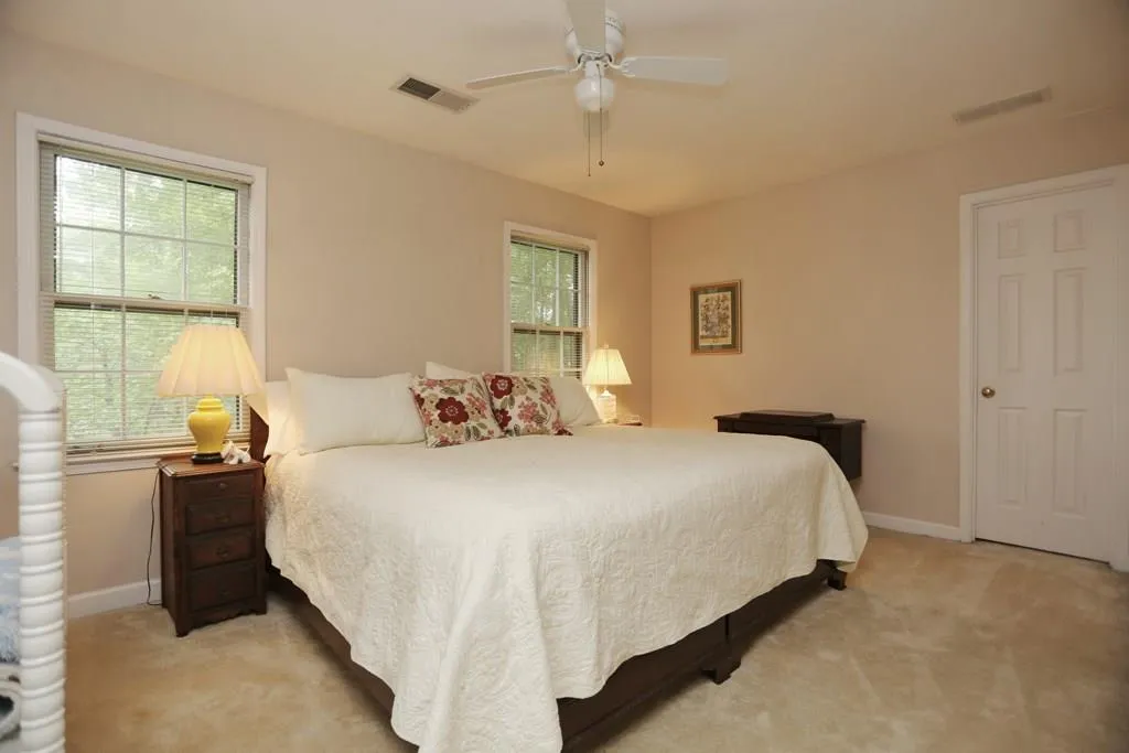 415 Spindle Court, Sandy Springs, Georgia 30350, 4 Bedrooms Bedrooms, ,4 BathroomsBathrooms,Residential,Sold,415 Spindle Court,5923882