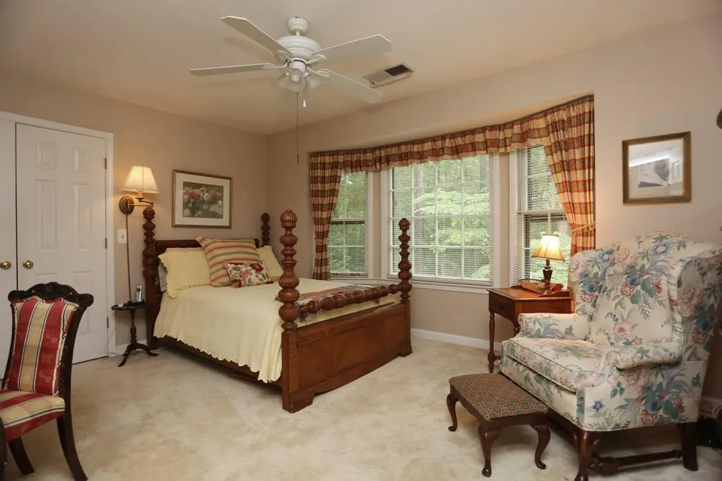 415 Spindle Court, Sandy Springs, Georgia 30350, 4 Bedrooms Bedrooms, ,4 BathroomsBathrooms,Residential,Sold,415 Spindle Court,5923882