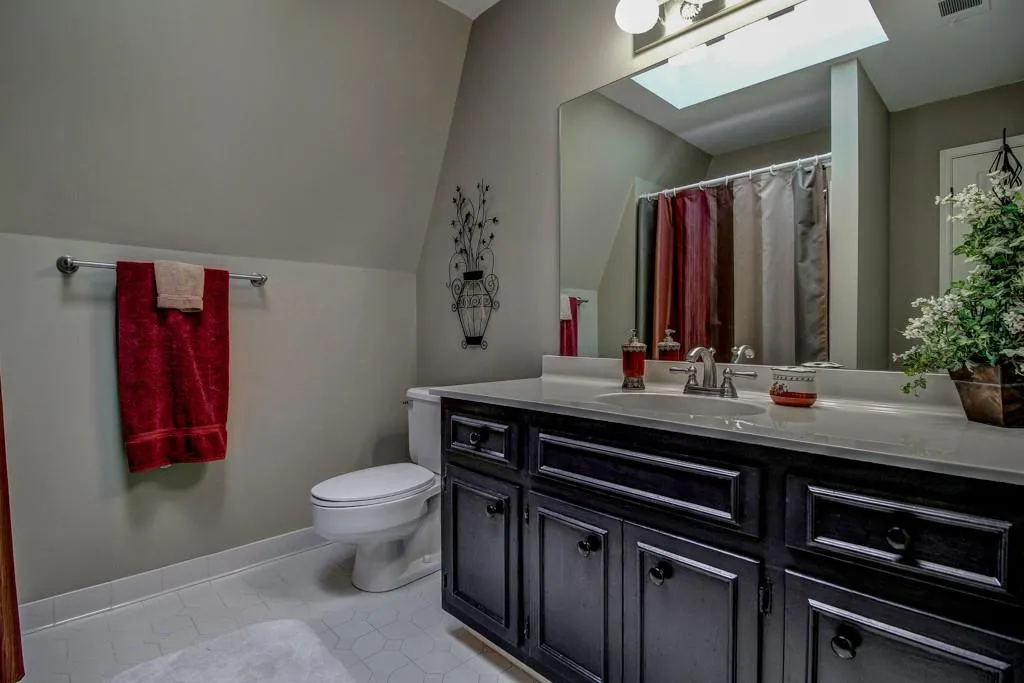7725 Brigham Drive, Sandy Springs, Georgia 30350, 5 Bedrooms Bedrooms, ,3 BathroomsBathrooms,Residential,Sold,7725 Brigham Drive,5612946