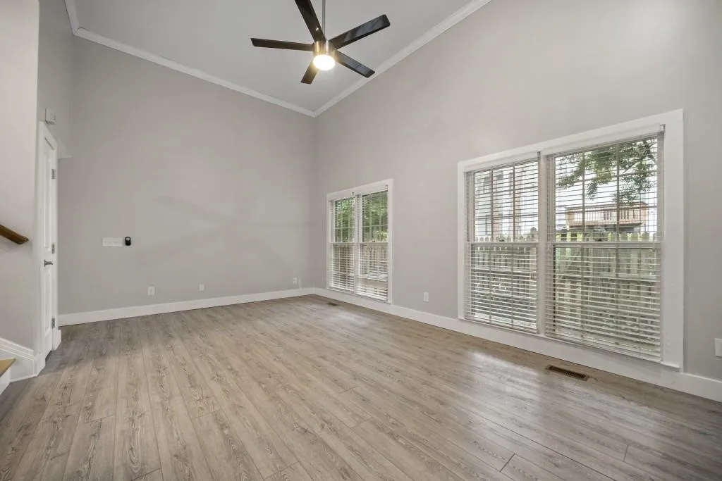 504 Brandywine Circle Unit 504, Sandy Springs, Georgia 30350, 3 Bedrooms Bedrooms, ,2 BathroomsBathrooms,Residential,Sold,504 Brandywine Circle Unit 504,6898159