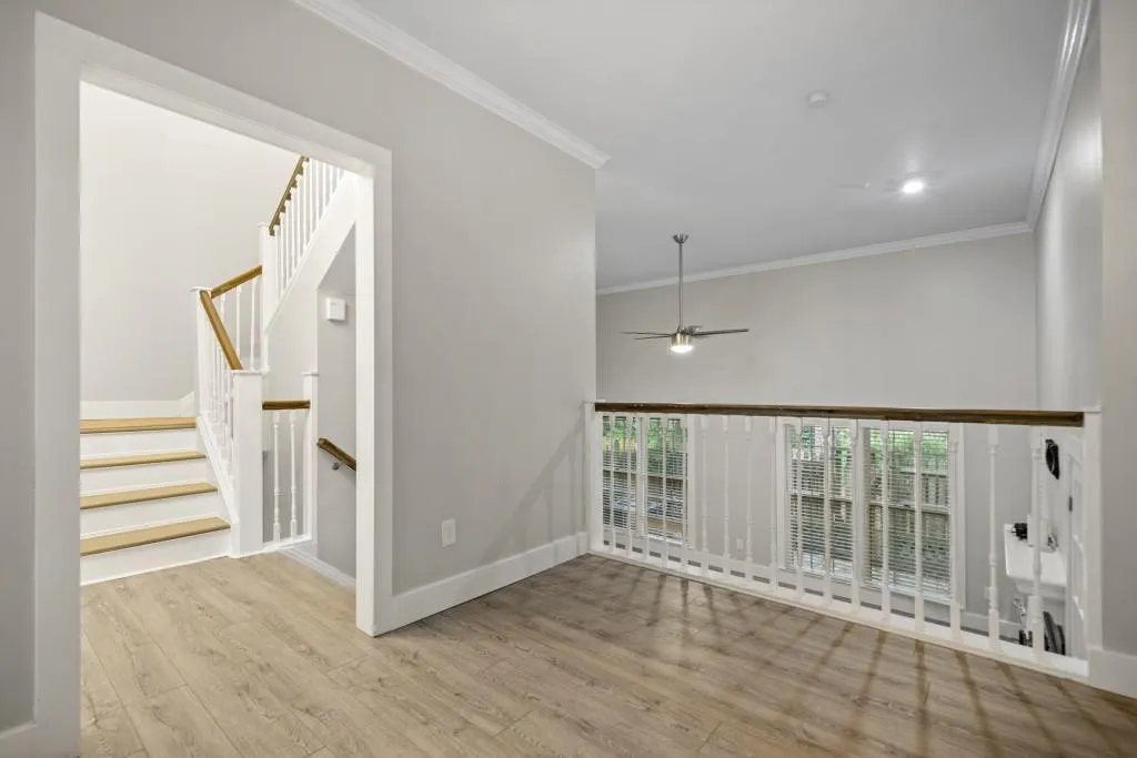 504 Brandywine Circle Unit 504, Sandy Springs, Georgia 30350, 3 Bedrooms Bedrooms, ,2 BathroomsBathrooms,Residential,Sold,504 Brandywine Circle Unit 504,6898159