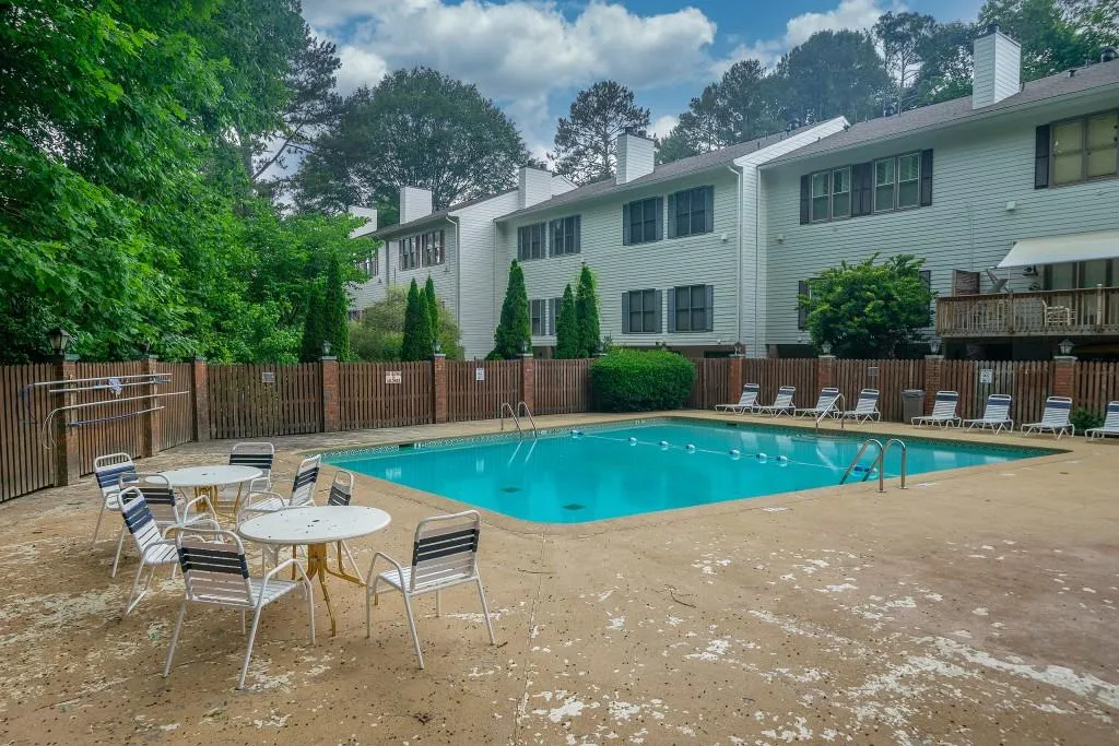 504 Brandywine Circle Unit 504, Sandy Springs, Georgia 30350, 3 Bedrooms Bedrooms, ,2 BathroomsBathrooms,Residential,Sold,504 Brandywine Circle Unit 504,6898159