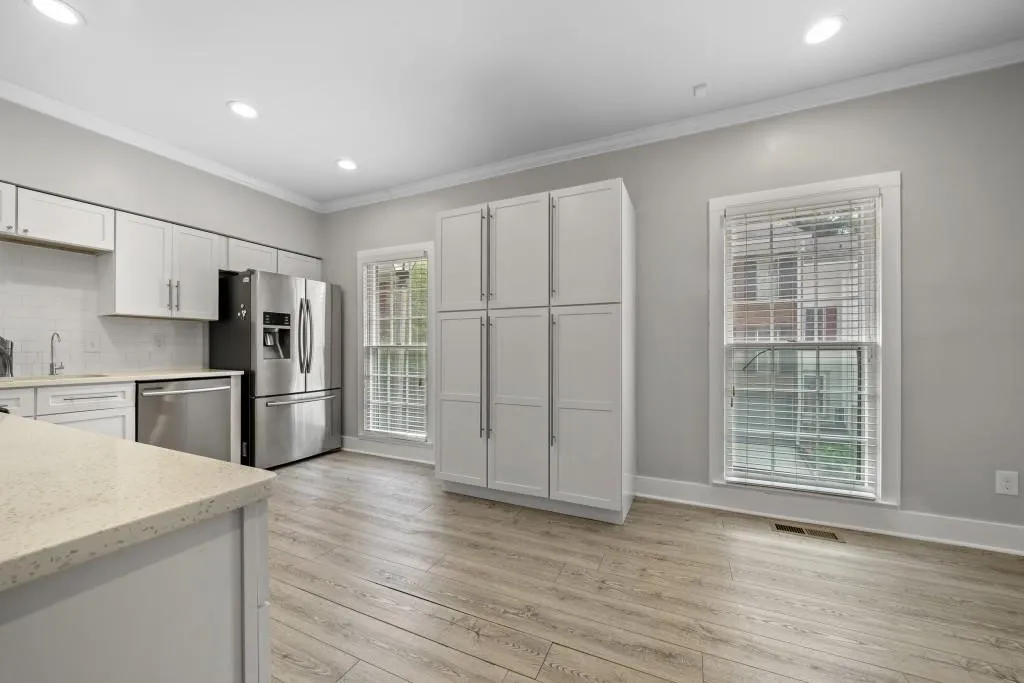 504 Brandywine Circle Unit 504, Sandy Springs, Georgia 30350, 3 Bedrooms Bedrooms, ,2 BathroomsBathrooms,Residential,Sold,504 Brandywine Circle Unit 504,6898159