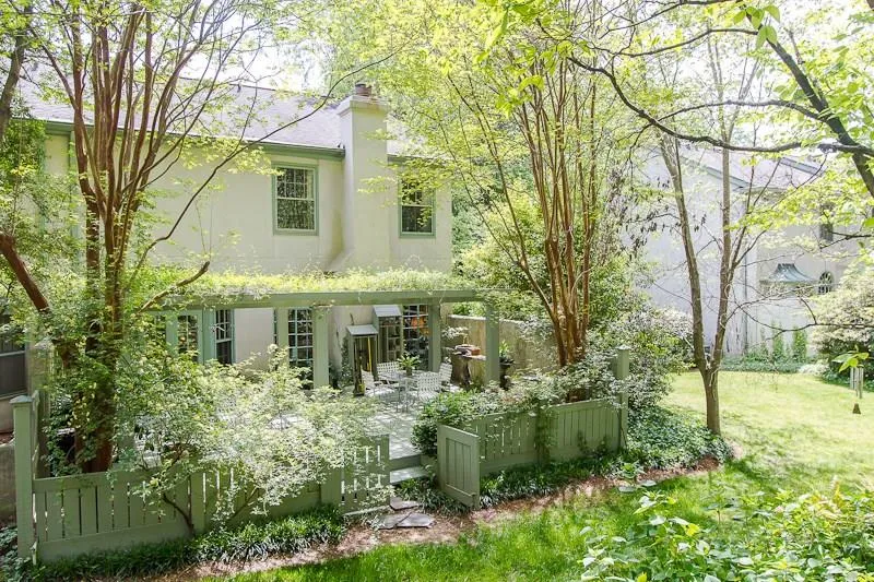 28 Mooregate Square Unit 28, Atlanta, Georgia 30327, 3 Bedrooms Bedrooms, ,3 BathroomsBathrooms,Residential,Sold,28 Mooregate Square Unit 28,5680145