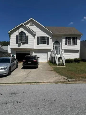 1582 Isleworth Circle, Atlanta, Georgia 30349