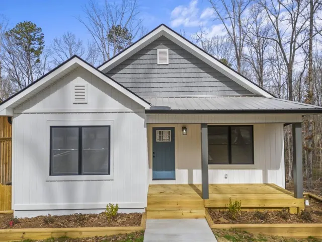 234 Lake View Drive, Lavonia, Georgia 30553
