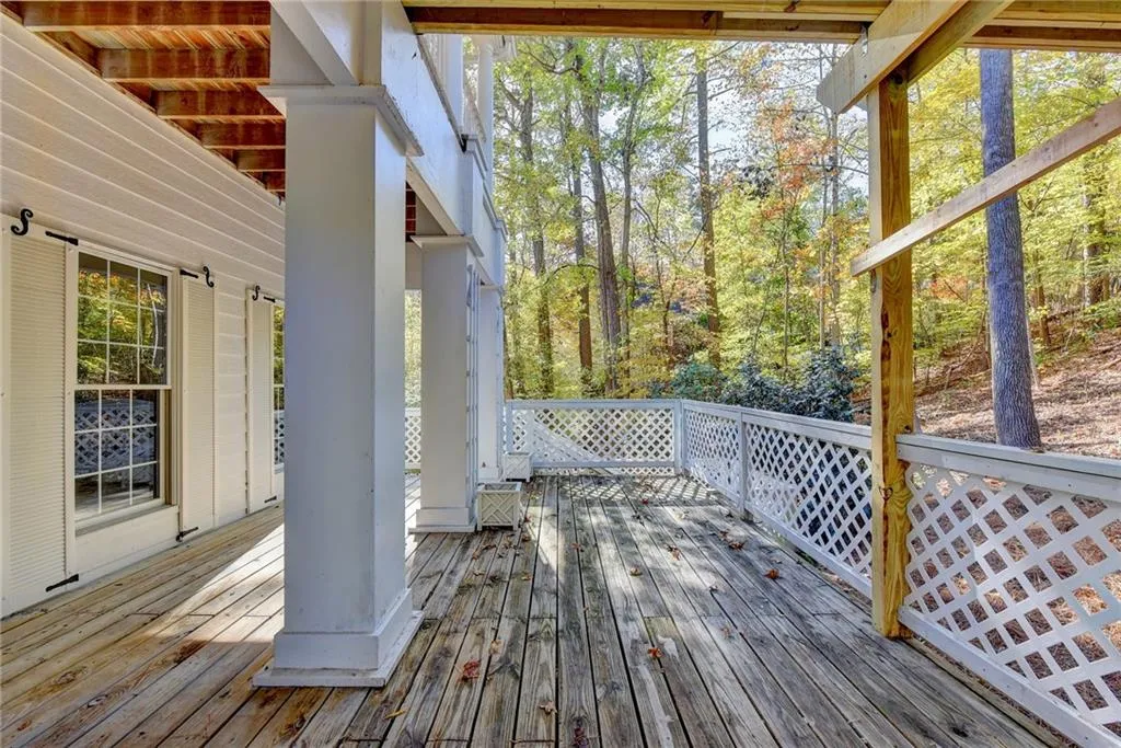 8105 River Circle, Sandy Springs, Georgia 30350, 4 Bedrooms Bedrooms, ,2 BathroomsBathrooms,Residential,Sold,8105 River Circle,6707804