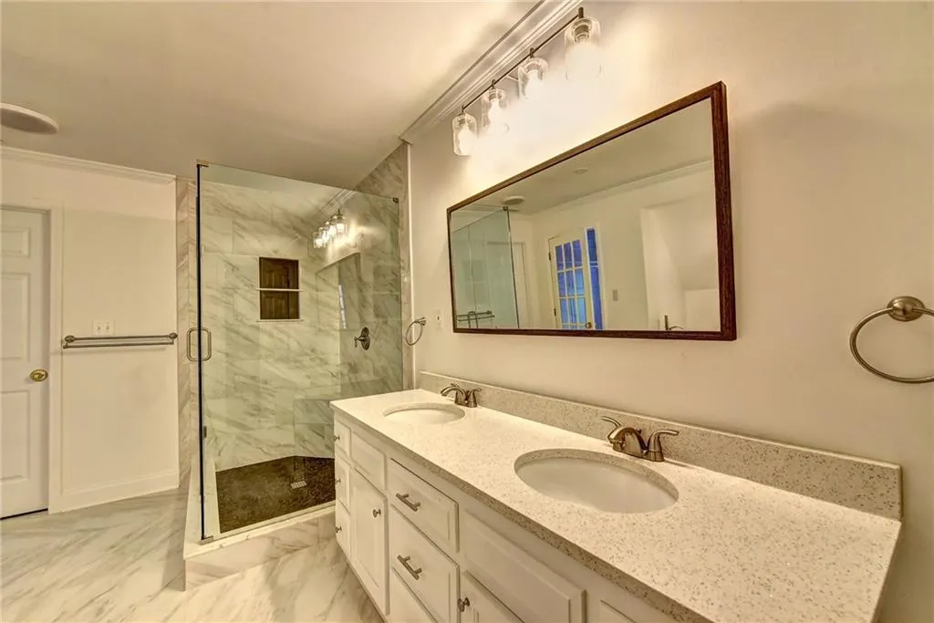 8105 River Circle, Sandy Springs, Georgia 30350, 4 Bedrooms Bedrooms, ,2 BathroomsBathrooms,Residential,Sold,8105 River Circle,6707804