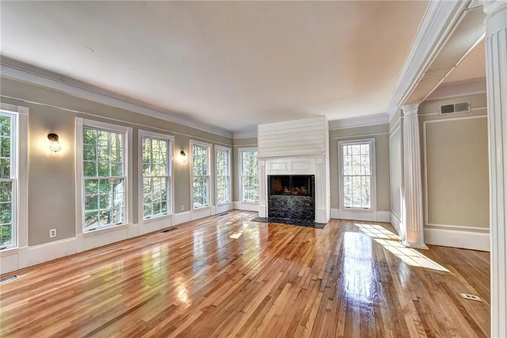 8105 River Circle, Sandy Springs, Georgia 30350, 4 Bedrooms Bedrooms, ,2 BathroomsBathrooms,Residential,Sold,8105 River Circle,6707804