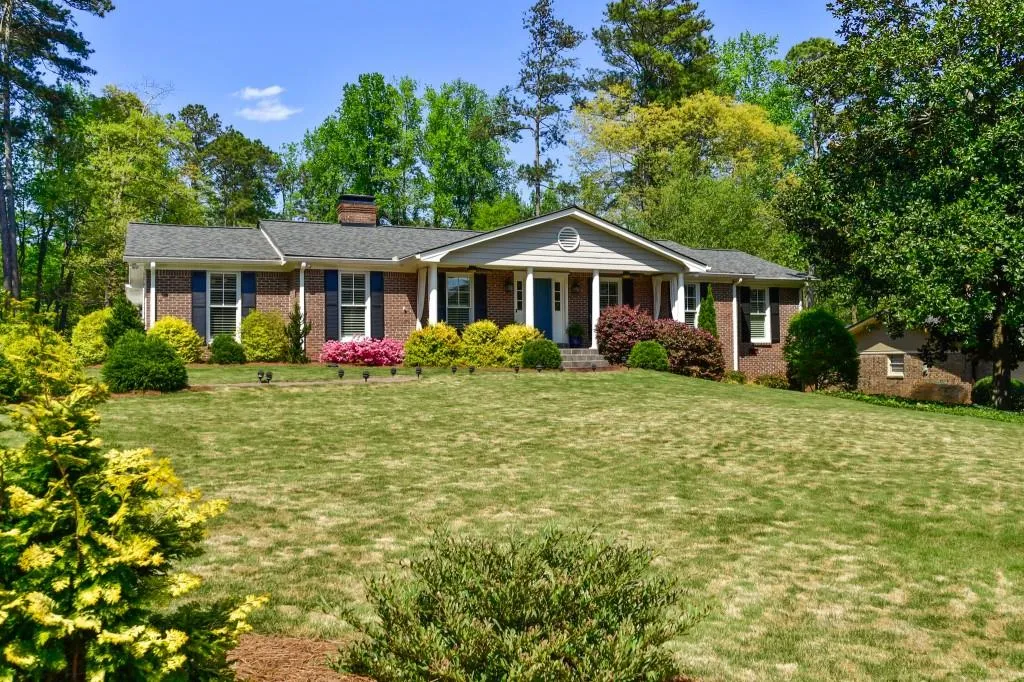 620 Mabry Road, Sandy Springs, Georgia 30328, 4 Bedrooms Bedrooms, ,2 BathroomsBathrooms,Residential,Sold,620 Mabry Road,6869961 620 Mabry Road, Sandy Springs, Georgia 30328, 4 Bedrooms Bedrooms, ,2 BathroomsBathrooms,Residential,Sold,620 Mabry Road,6869961