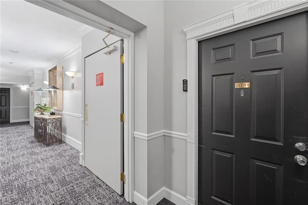 795 Hammond Drive Unit 2201, Atlanta, Georgia 30328, 2 Bedrooms Bedrooms, ,2 BathroomsBathrooms,Residential,For Sale,795 Hammond Drive Unit 2201,7749461