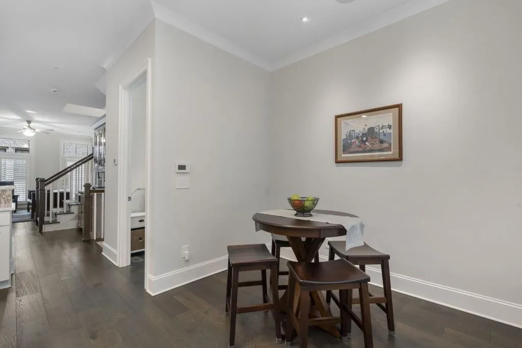 18 Peachtree Avenue Unit 5, Atlanta, Georgia 30305, 3 Bedrooms Bedrooms, 0 ,3 BathroomsBathrooms,Residential,For Sale,18 Peachtree Avenue Unit 5,7732540