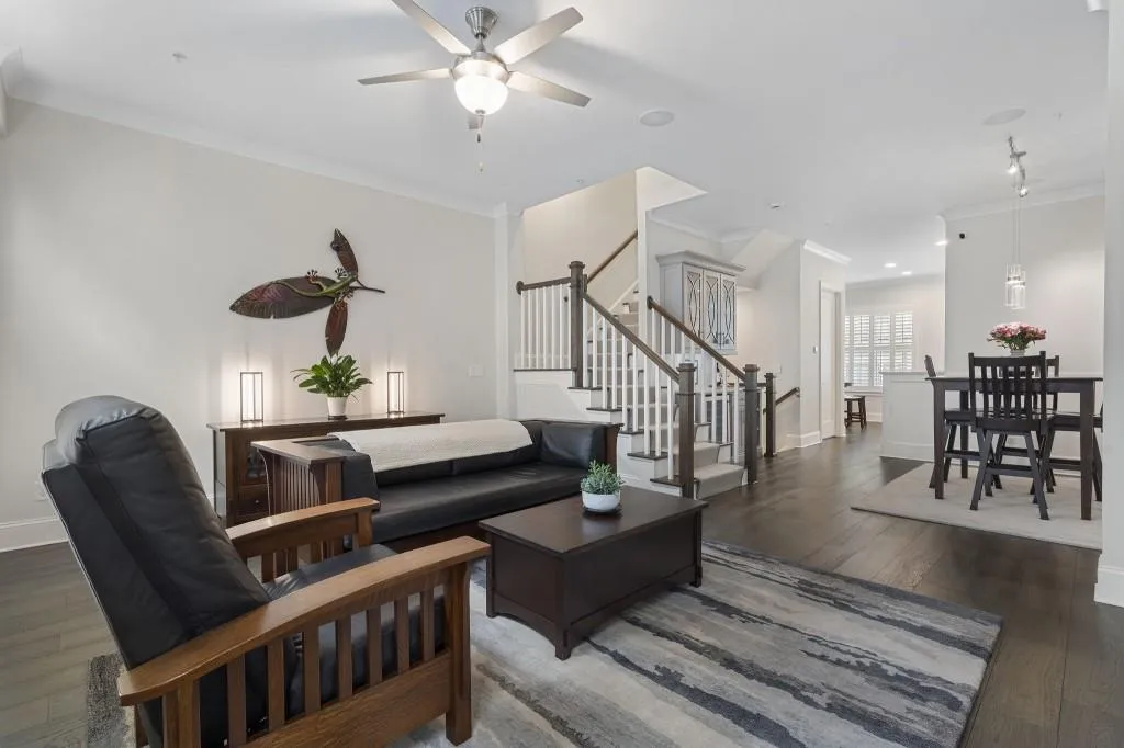 18 Peachtree Avenue Unit 5, Atlanta, Georgia 30305, 3 Bedrooms Bedrooms, 0 ,3 BathroomsBathrooms,Residential,For Sale,18 Peachtree Avenue Unit 5,7732540