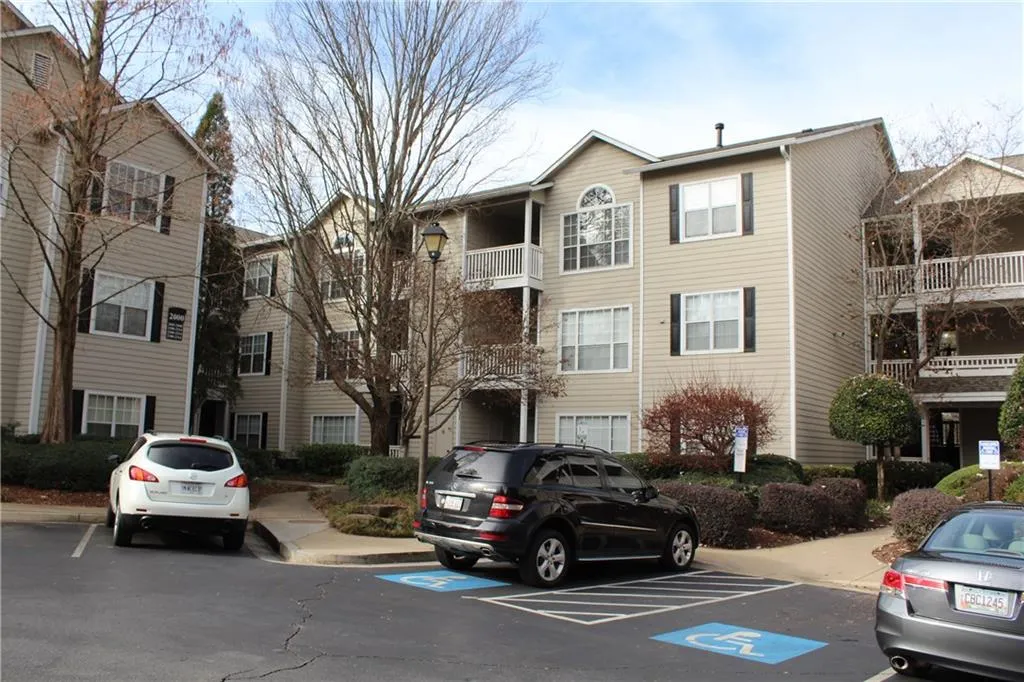 1250 Parkwood Circle Unit 2211, Atlanta, Georgia 30339, 1 Bedroom Bedrooms, ,1 BathroomBathrooms,Residential,Sold,1250 Parkwood Circle Unit 2211,5788725
