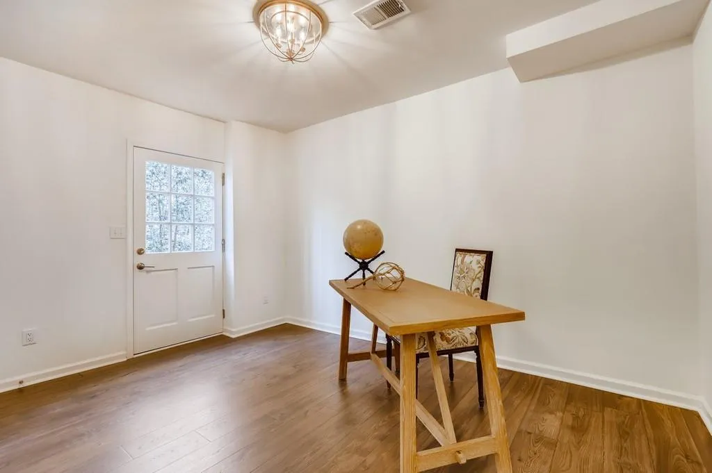 790 Overhill Court, Sandy Springs, Georgia 30328, 6 Bedrooms Bedrooms, ,4 BathroomsBathrooms,Residential,Sold,790 Overhill Court,6825535