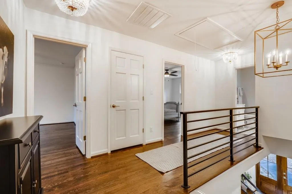 790 Overhill Court, Sandy Springs, Georgia 30328, 6 Bedrooms Bedrooms, ,4 BathroomsBathrooms,Residential,Sold,790 Overhill Court,6825535