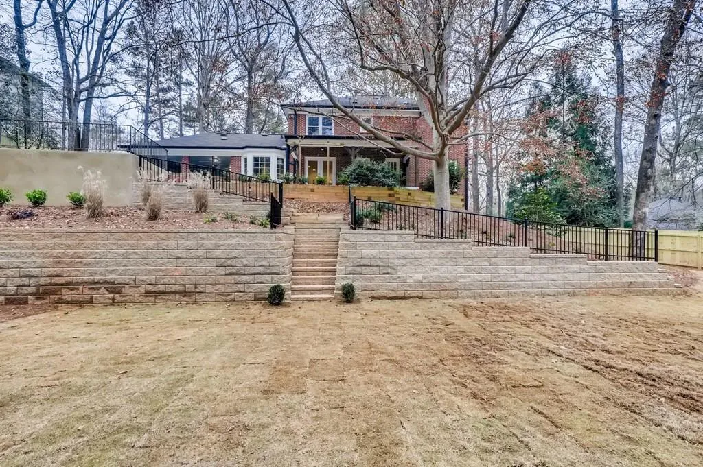 790 Overhill Court, Sandy Springs, Georgia 30328, 6 Bedrooms Bedrooms, ,4 BathroomsBathrooms,Residential,Sold,790 Overhill Court,6825535