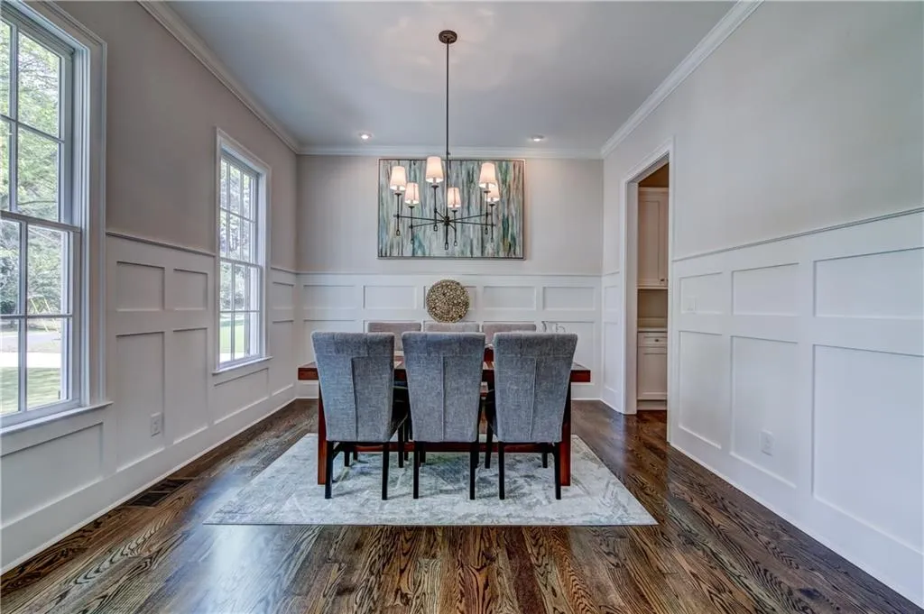5840 Hilderbrand Drive, Sandy Springs, Georgia 30328, 5 Bedrooms Bedrooms, ,4 BathroomsBathrooms,Residential,Sold,5840 Hilderbrand Drive,5904176