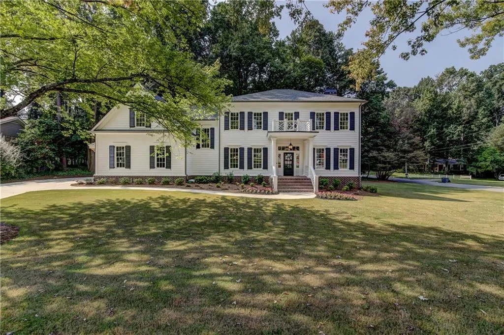 5840 Hilderbrand Drive, Sandy Springs, Georgia 30328, 5 Bedrooms Bedrooms, ,4 BathroomsBathrooms,Residential,Sold,5840 Hilderbrand Drive,5904176