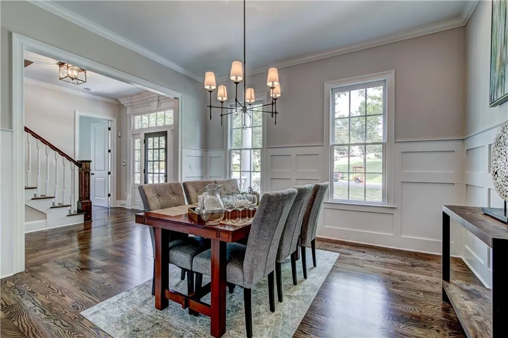 5840 Hilderbrand Drive, Sandy Springs, Georgia 30328, 5 Bedrooms Bedrooms, ,4 BathroomsBathrooms,Residential,Sold,5840 Hilderbrand Drive,5904176