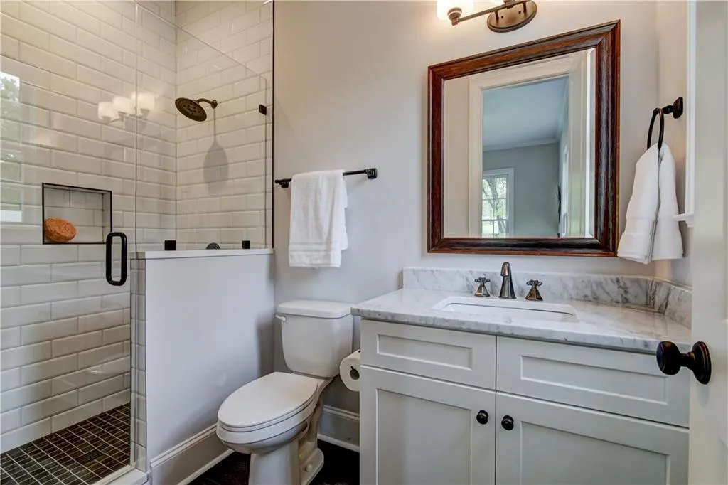 5840 Hilderbrand Drive, Sandy Springs, Georgia 30328, 5 Bedrooms Bedrooms, ,4 BathroomsBathrooms,Residential,Sold,5840 Hilderbrand Drive,5904176
