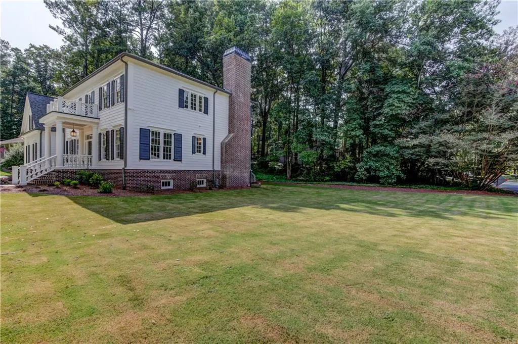 5840 Hilderbrand Drive, Sandy Springs, Georgia 30328, 5 Bedrooms Bedrooms, ,4 BathroomsBathrooms,Residential,Sold,5840 Hilderbrand Drive,5904176