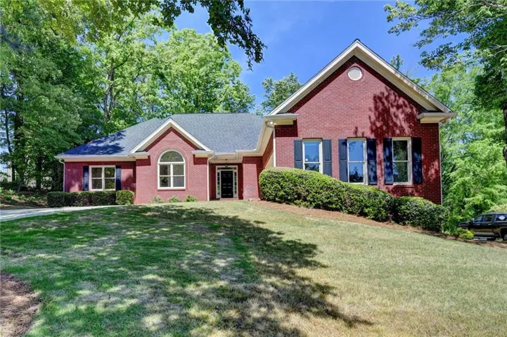 1251 Chadwick Lakes Drive, Lawrenceville, Georgia 30043